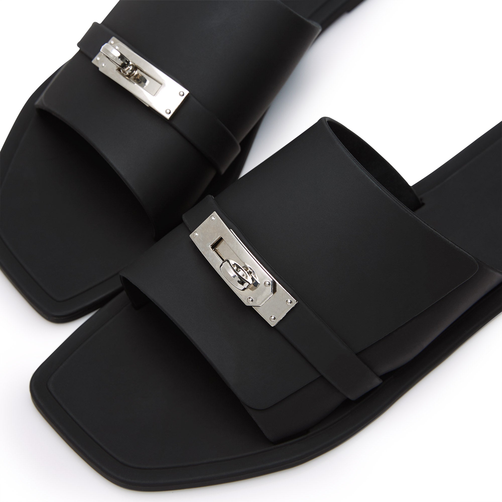 Colt Rich Flat Sandals Black