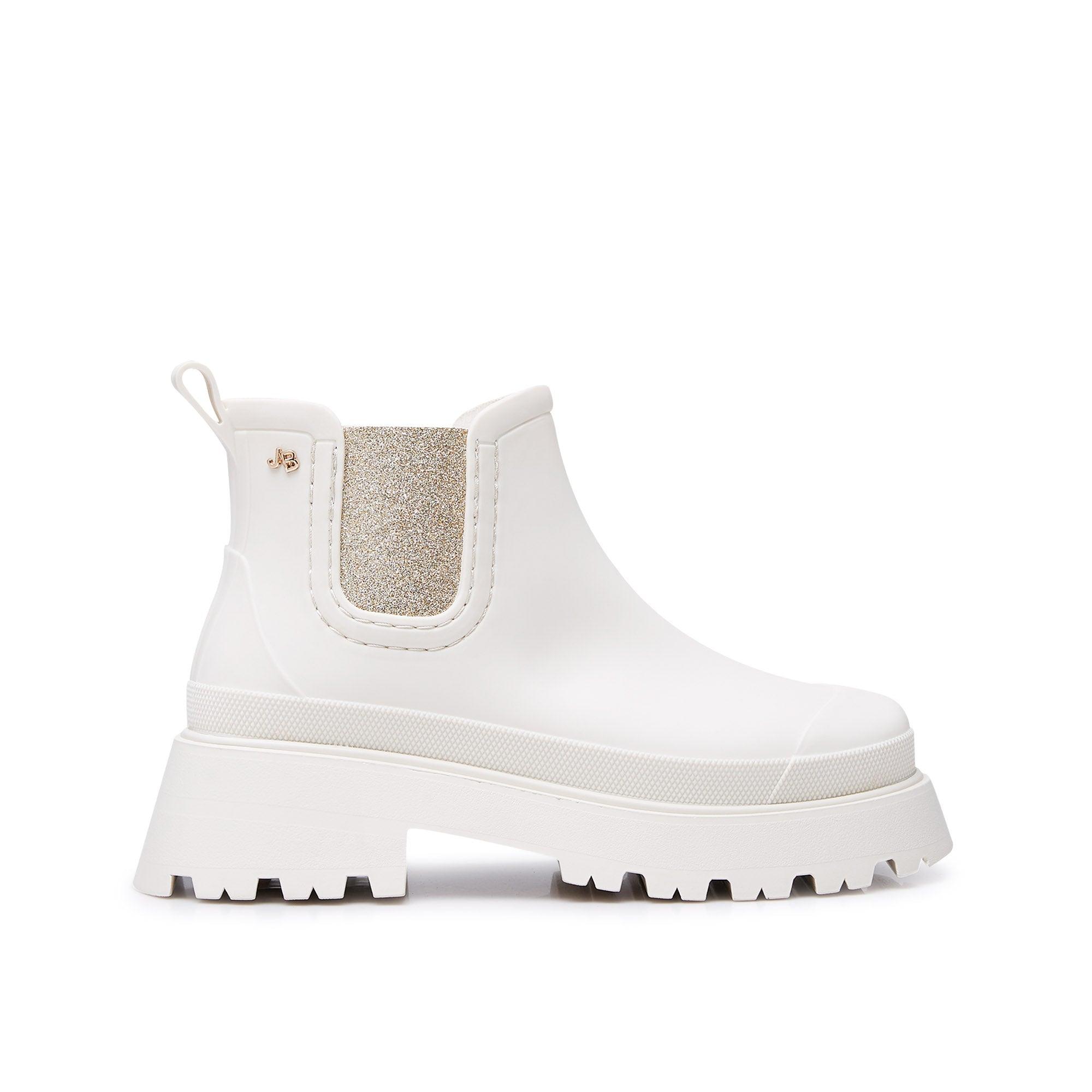 Yenna Boot
 Off-White