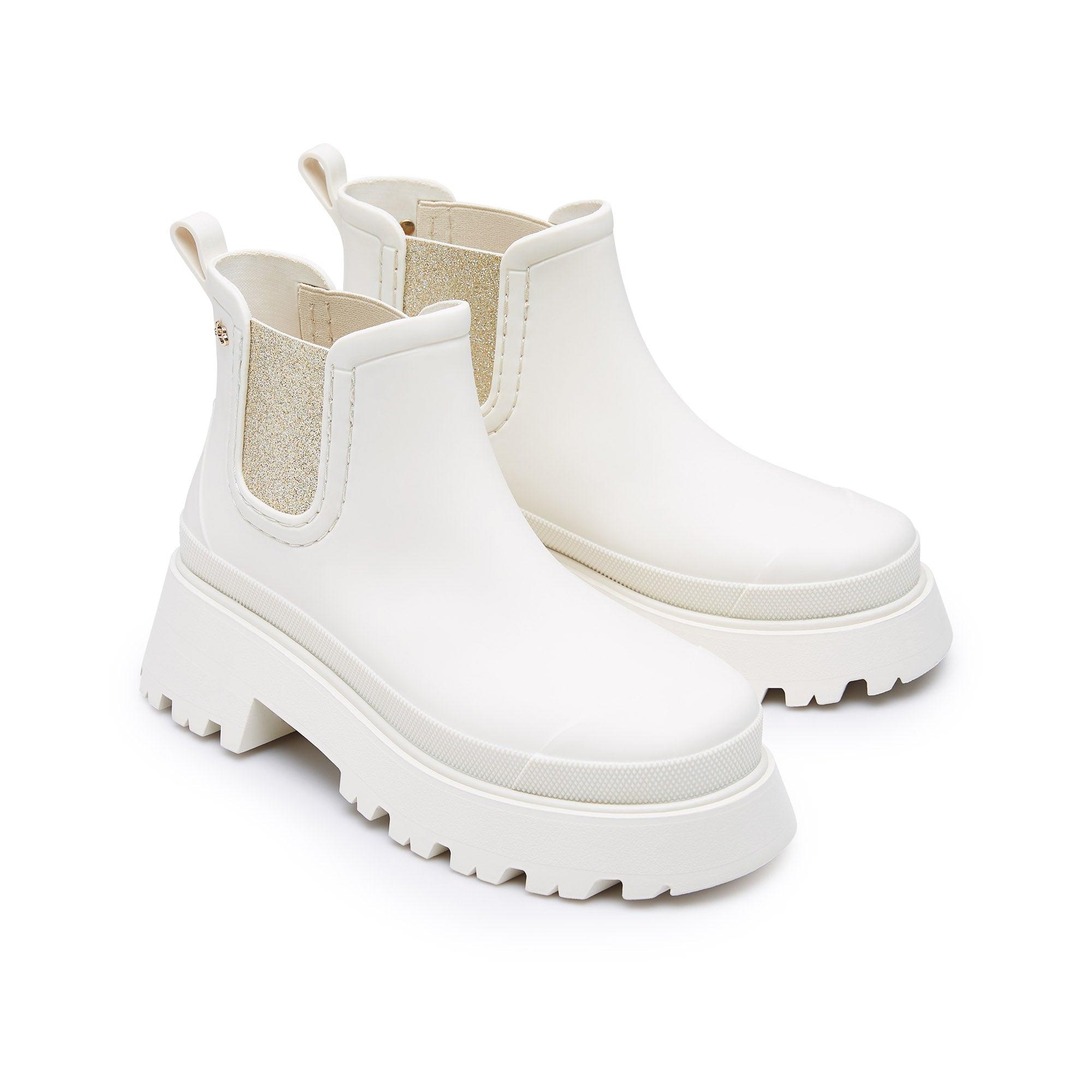 Yenna Boot
 Off-White